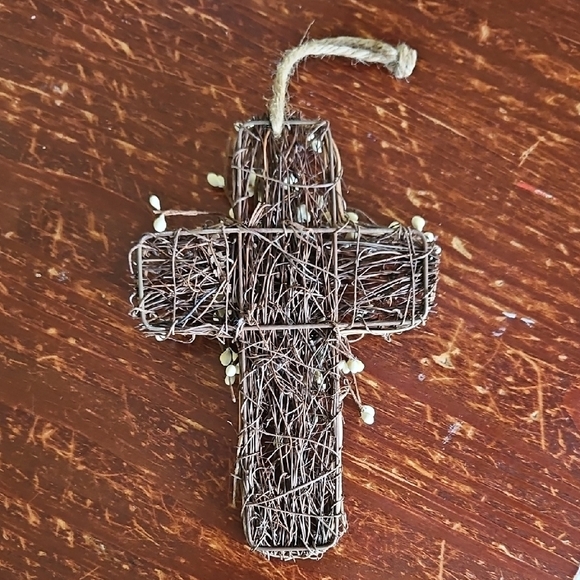 Rustic Wicker Cross with Star and White Accents - Picture 5 of 7